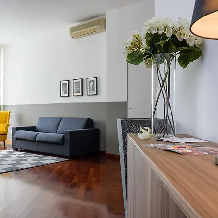 Altido Lovely Apt With Terrace And View In Central Apartamento Milán